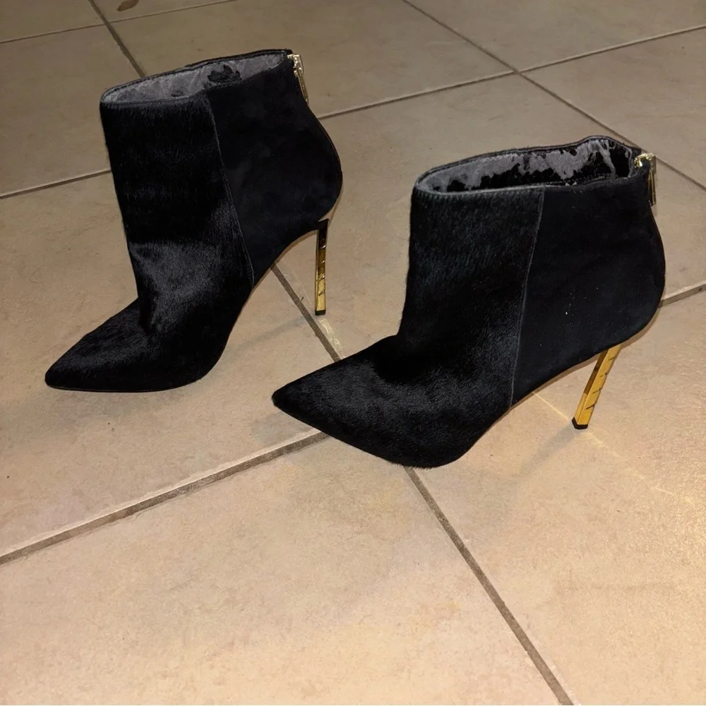 Sam Edelman Sandy Black Calf Hair and Suede Ankle Boots with Gold Stiletto Fur